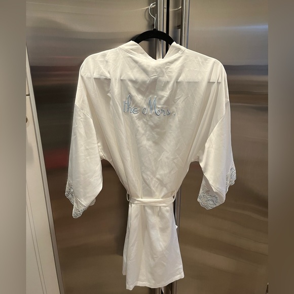 ‘The Mrs.’ Wedding Getting Ready Robe - Picture 2 of 5